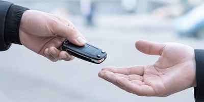 背户车抵押贷款车主名字处理